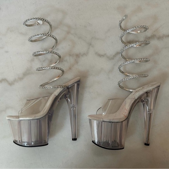 Pleaser Shoes - Pleaser Silver Spiral Platform Heels New Size 5